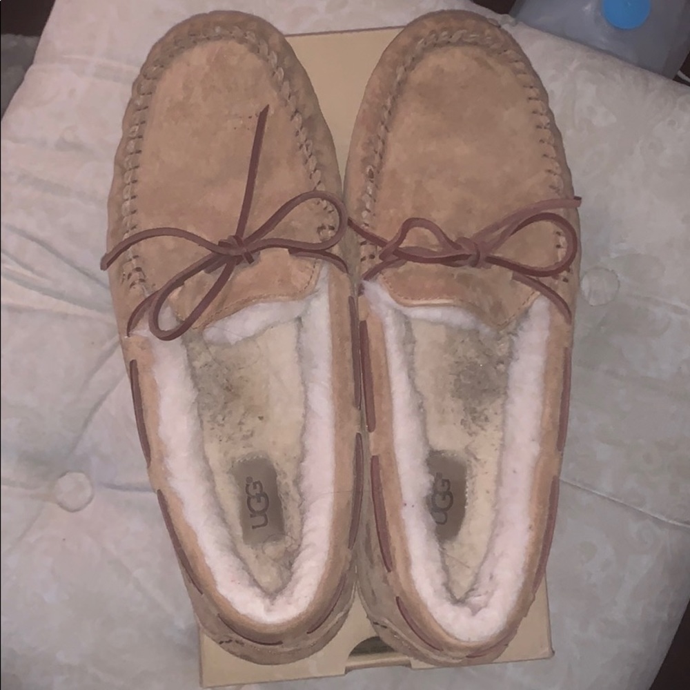 Ugg slip on’s